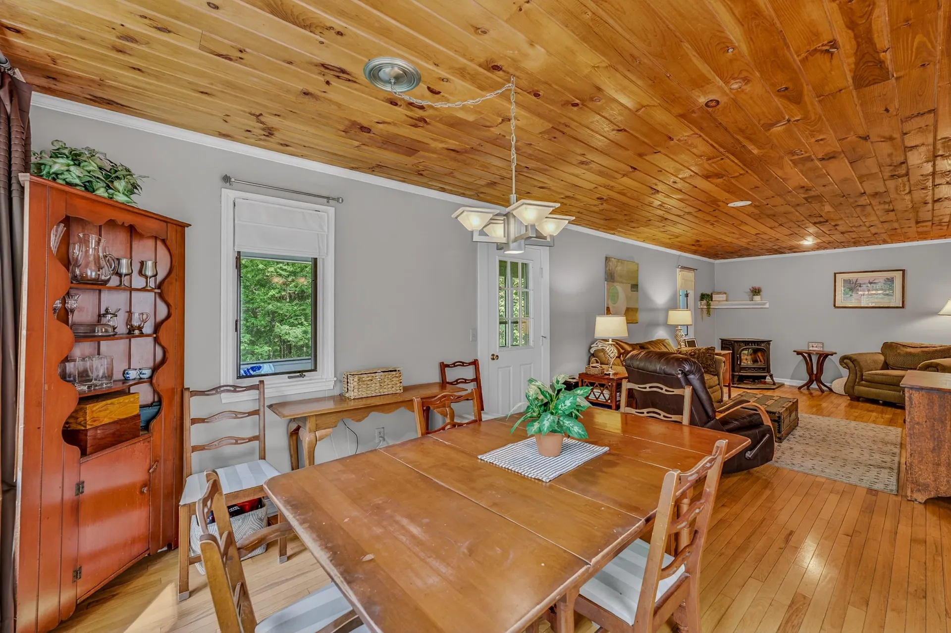 34 Sunrise Circle Plymouth NH 03264