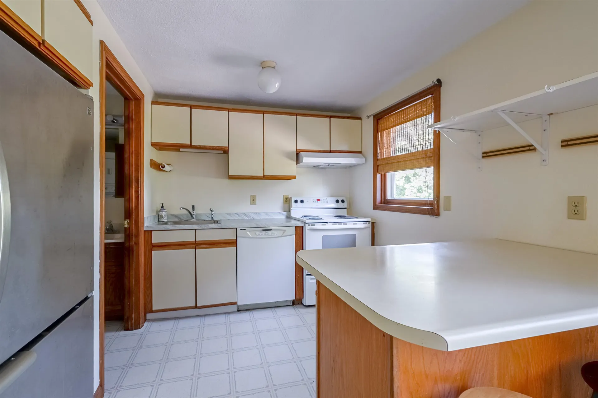 38 Stonegate Lane Derry NH 03036