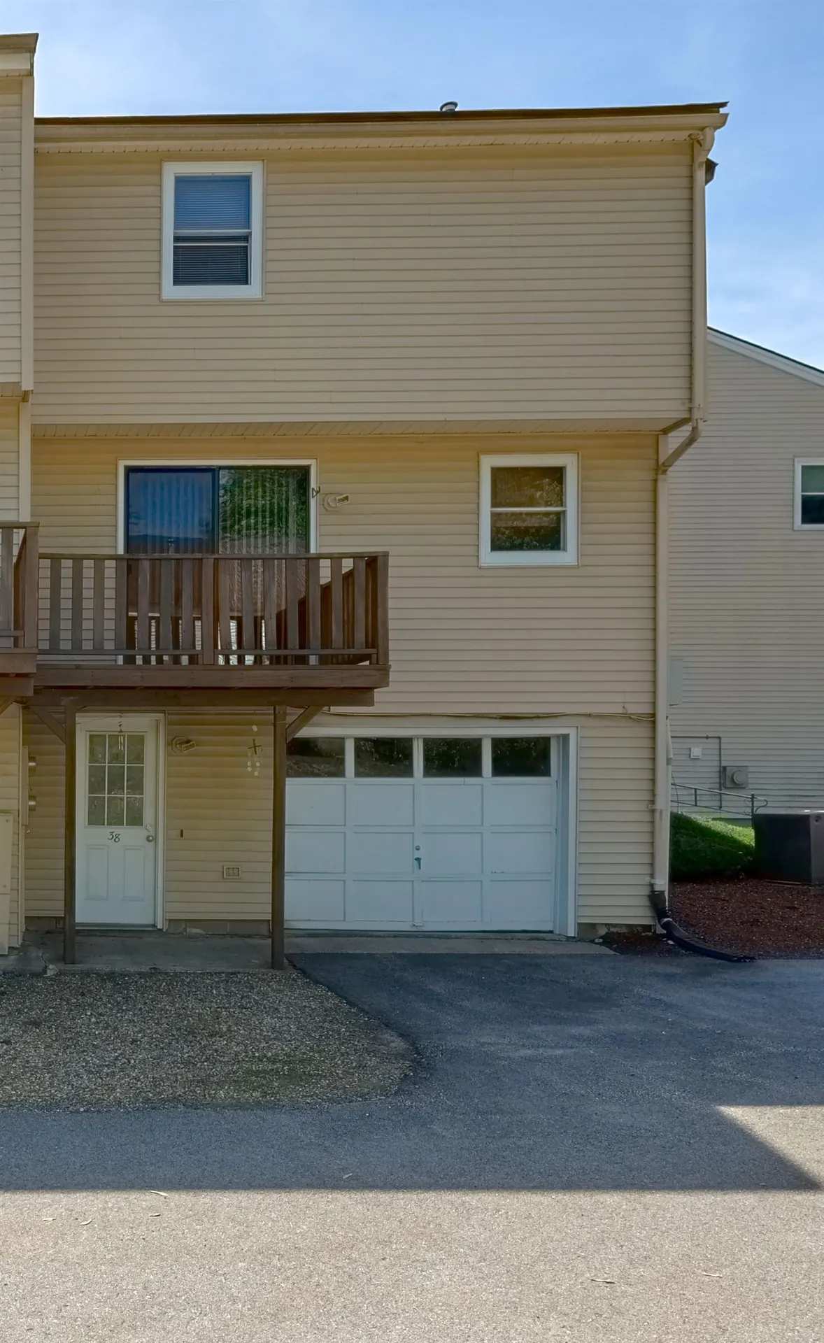 38 Stonegate Lane Derry NH 03036
