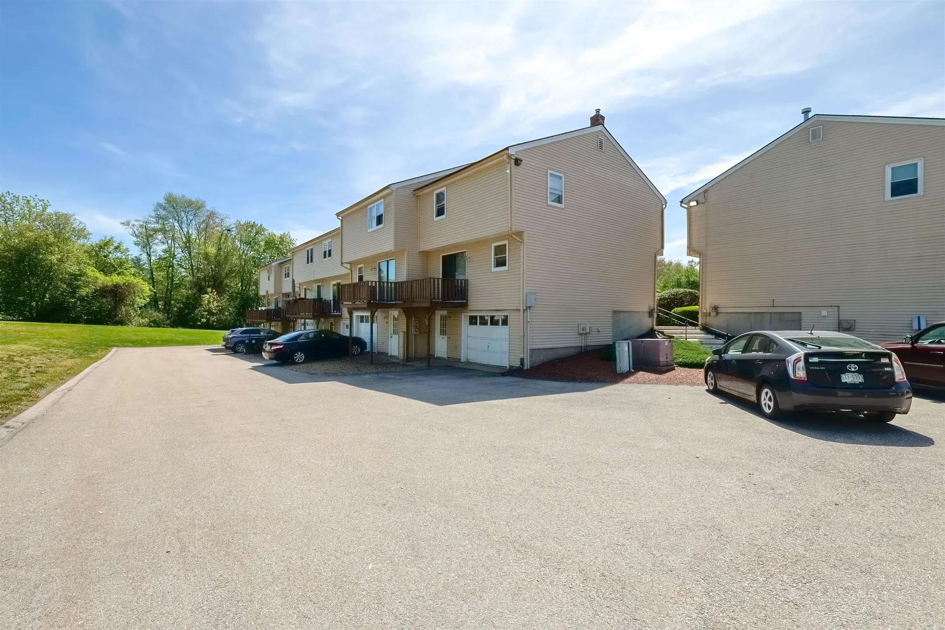 38 Stonegate Lane Derry NH 03036