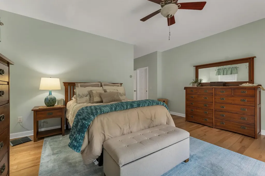 32 Mcintosh Road Danville NH 03819