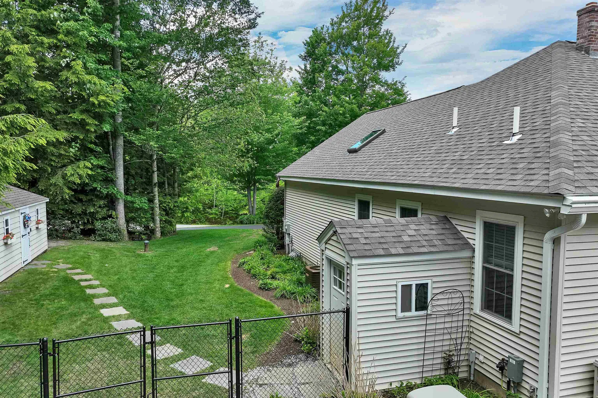 32 Mcintosh Road Danville NH 03819