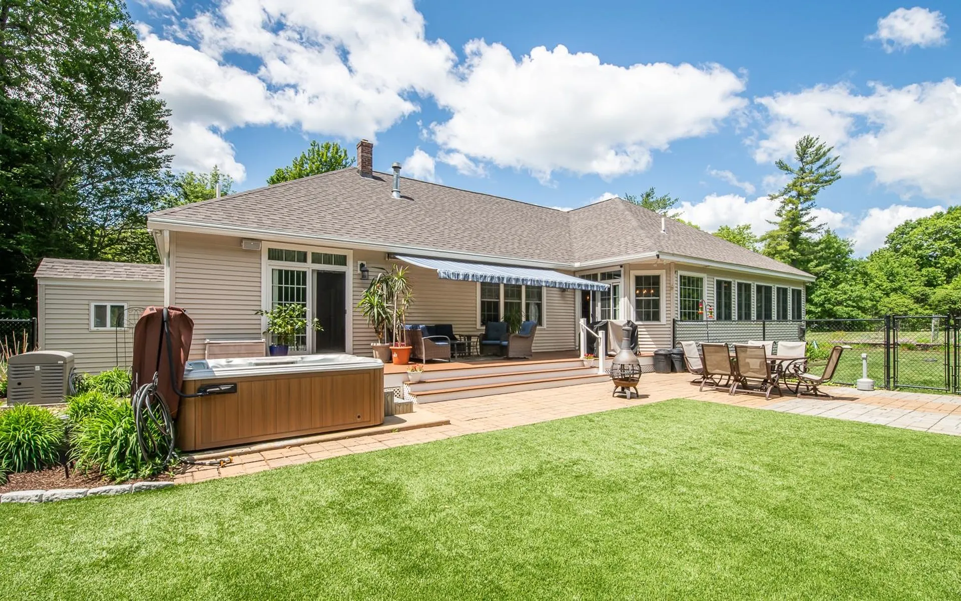 32 Mcintosh Road Danville NH 03819