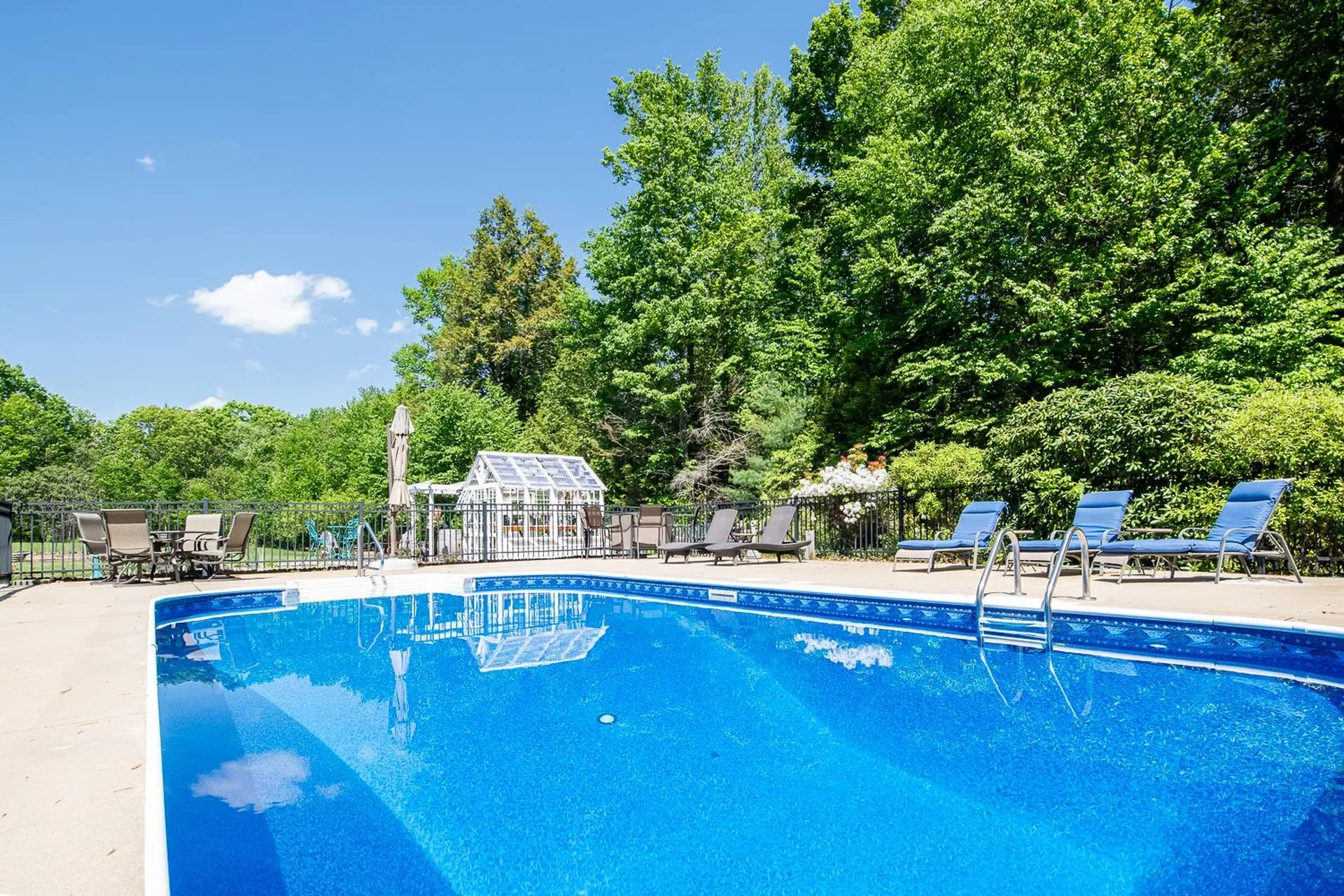 32 Mcintosh Road Danville NH 03819