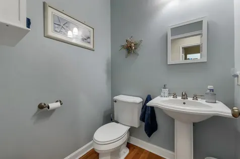 32 Mcintosh Road Danville NH 03819