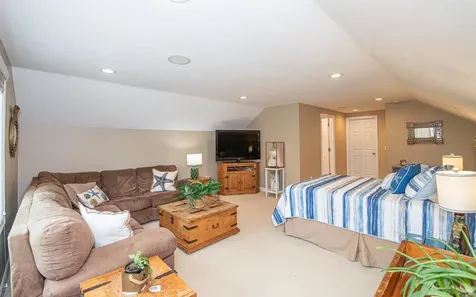 32 Mcintosh Road Danville NH 03819