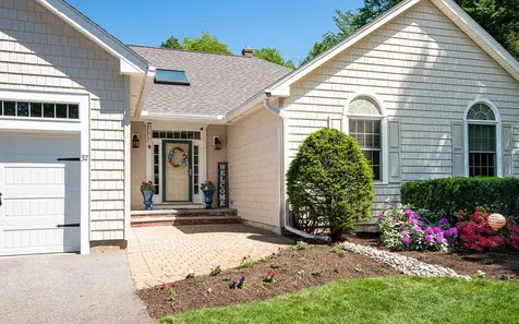 32 Mcintosh Road Danville NH 03819