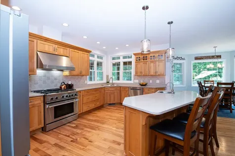 32 Mcintosh Road Danville NH 03819