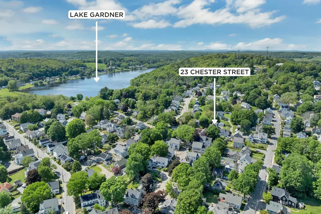 23 Chester Street Amesbury MA 01913