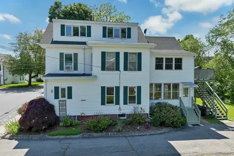 23 Chester Street Amesbury MA 01913