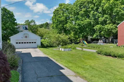 23 Chester Street Amesbury MA 01913