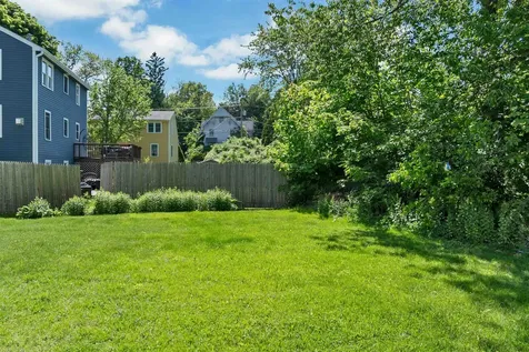 23 Chester Street Amesbury MA 01913