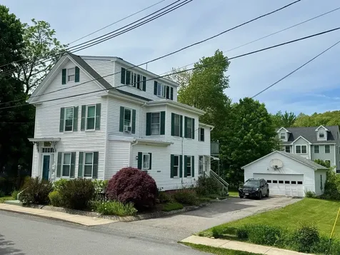 23 Chester Street Amesbury MA 01913