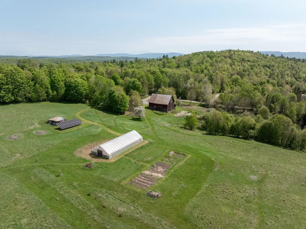 2486 Peak Road Wheelock VT 05851