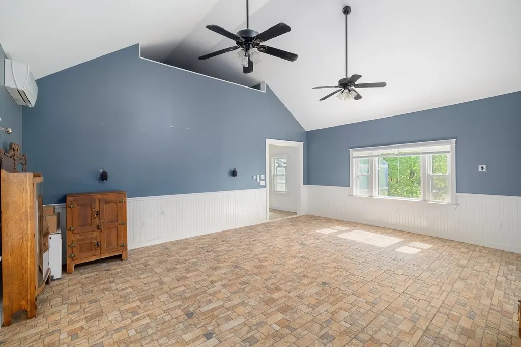 2486 Peak Road Wheelock VT 05851