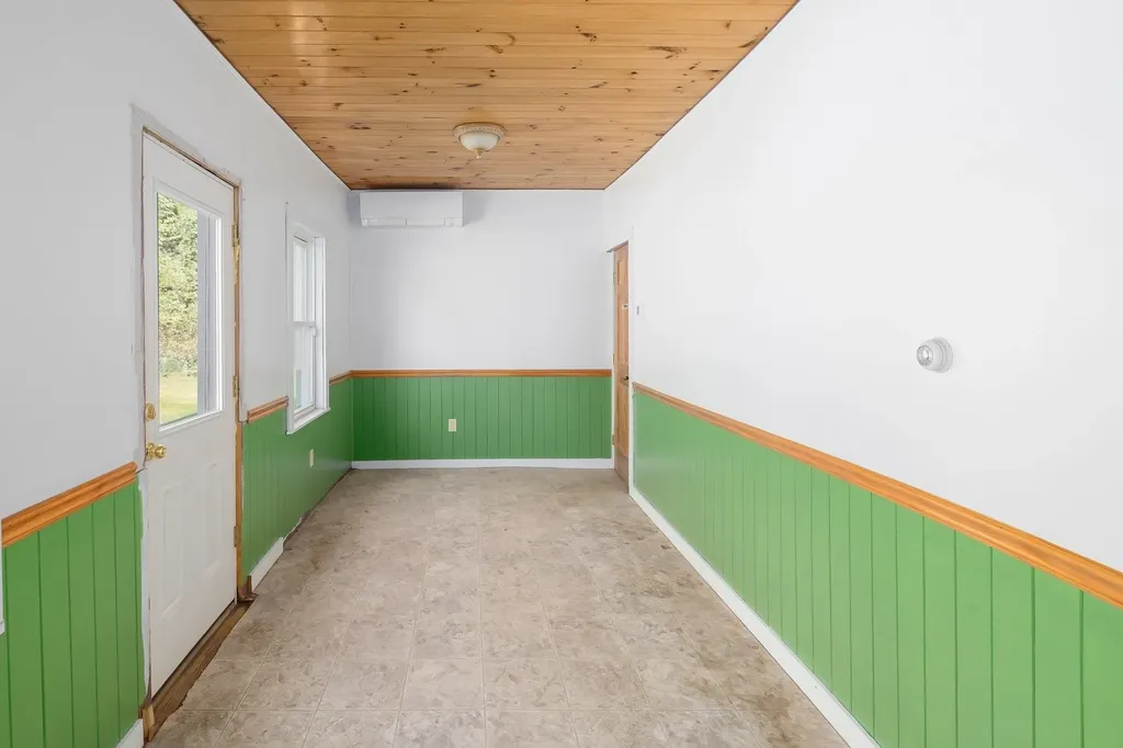2486 Peak Road Wheelock VT 05851
