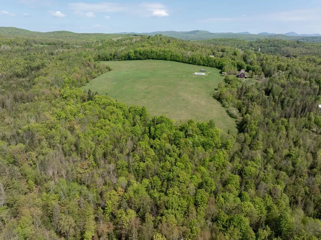 2486 Peak Road Wheelock VT 05851