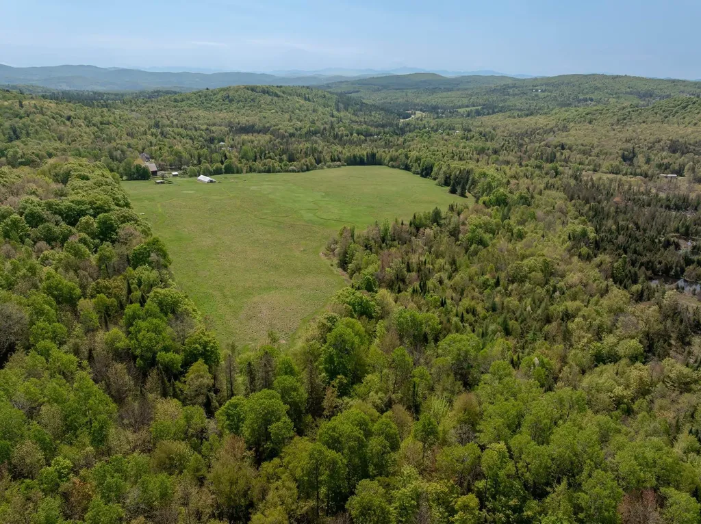 2486 Peak Road Wheelock VT 05851