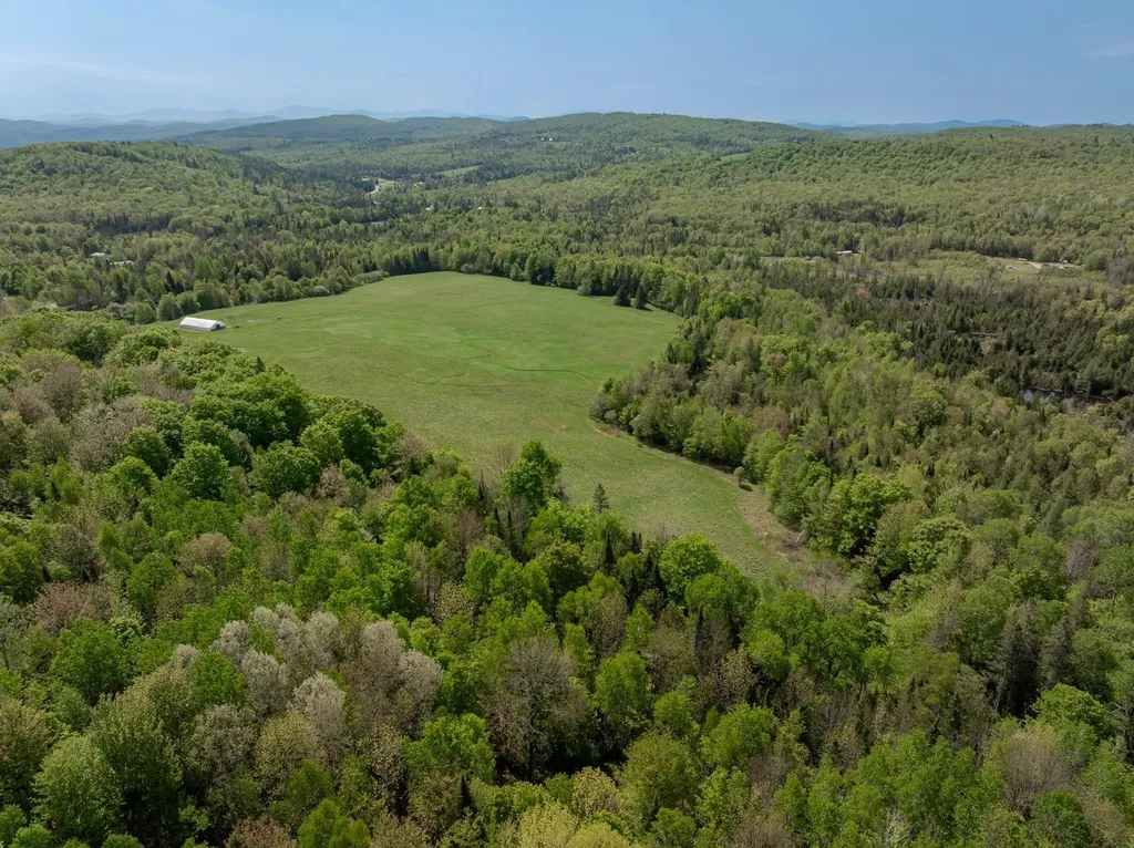 2486 Peak Road Wheelock VT 05851