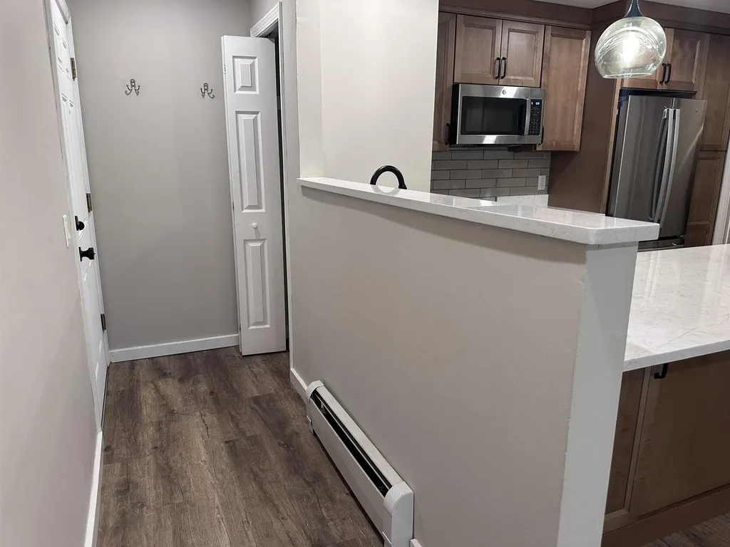 30 Wolf Road Lebanon NH 03766