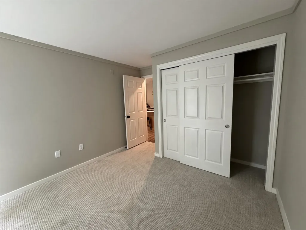 30 Wolf Road Lebanon NH 03766
