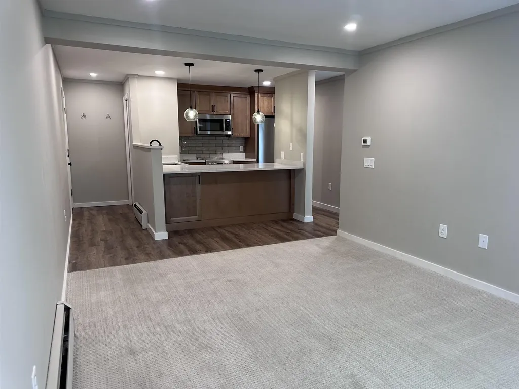 30 Wolf Road Lebanon NH 03766