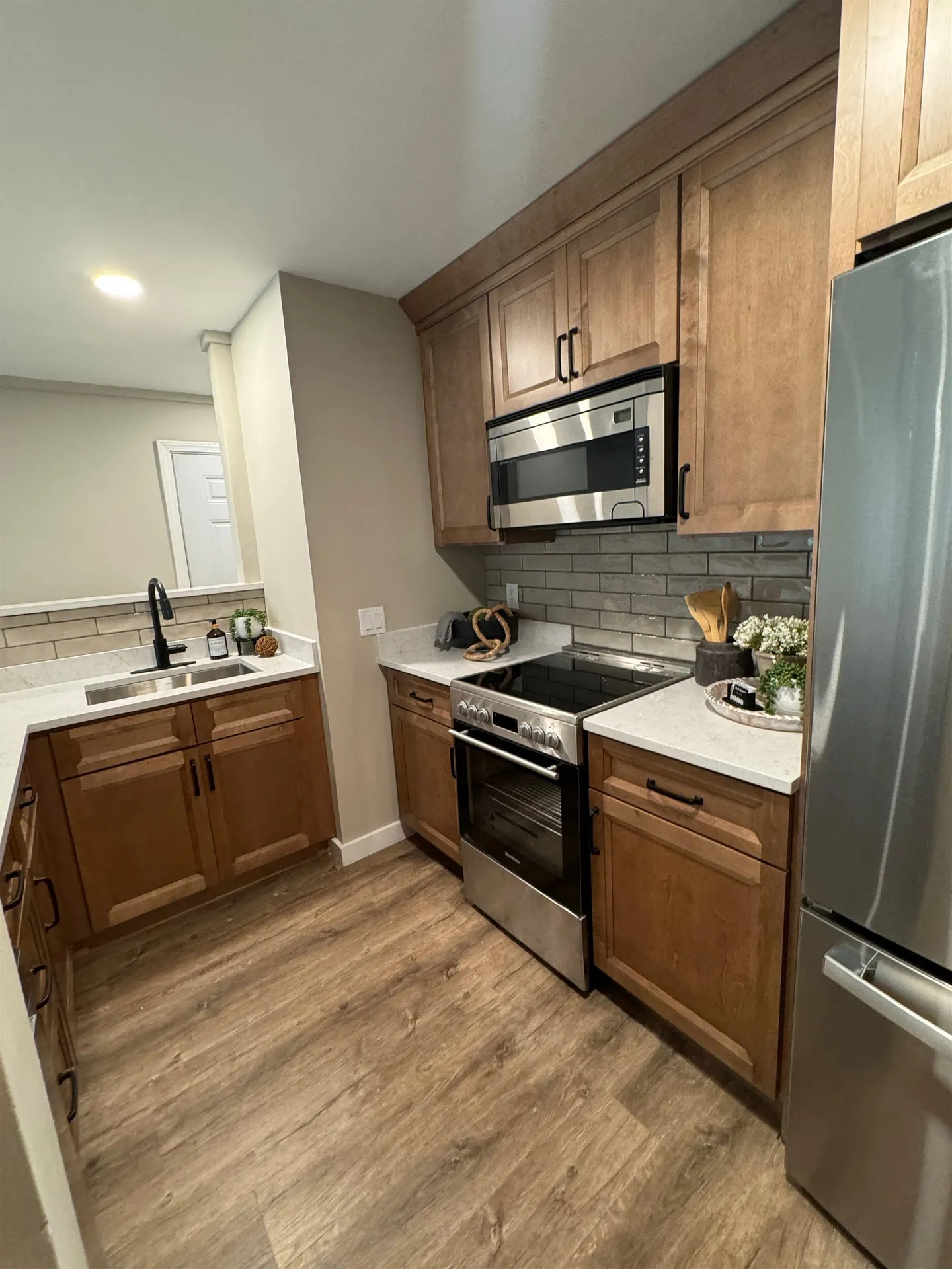 30 Wolf Road Lebanon NH 03766