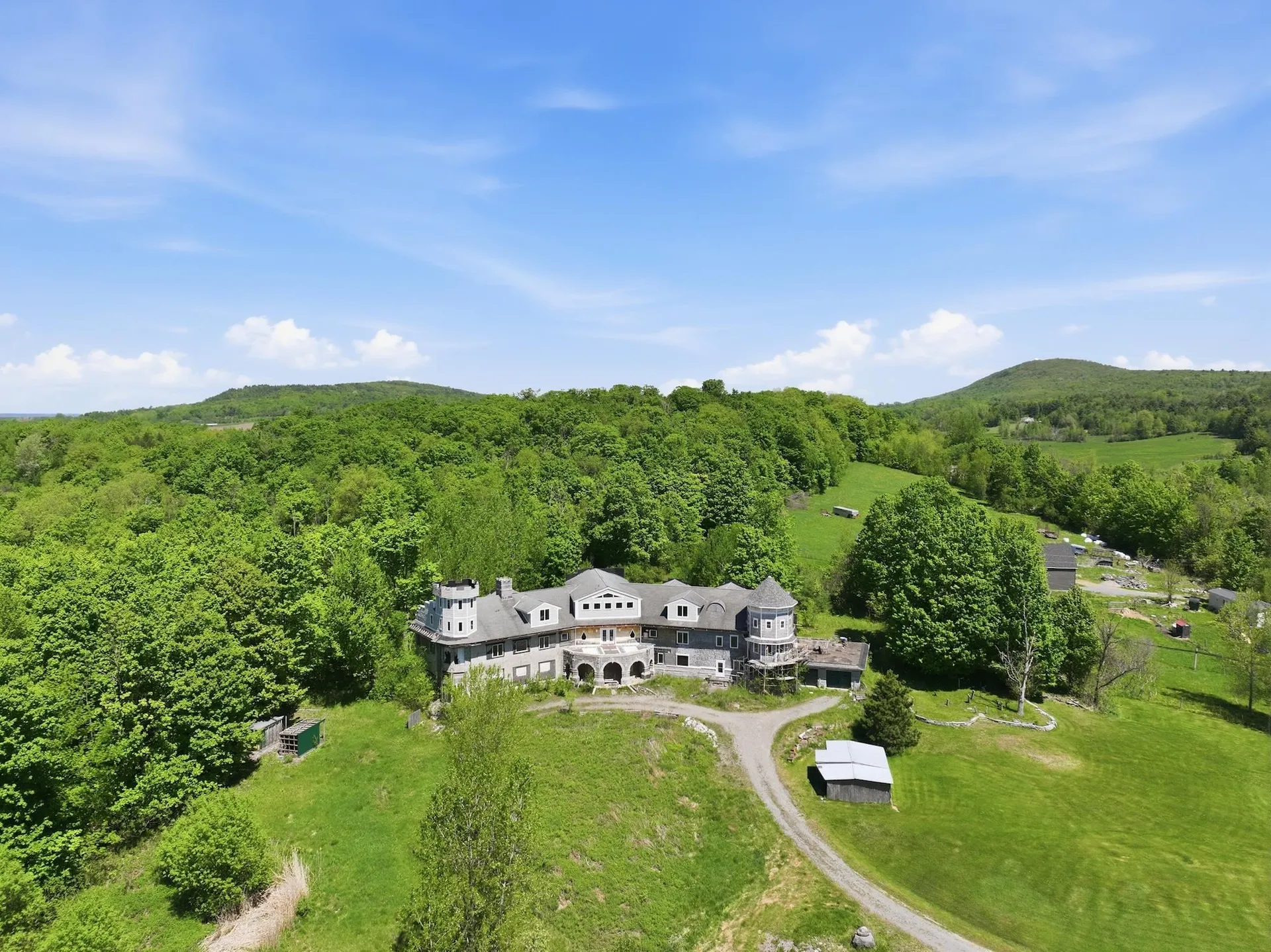 2437 Oakland Station Road Georgia VT 05478