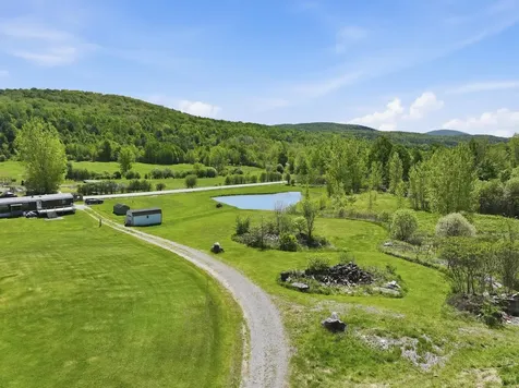 2437 Oakland Station Road Georgia VT 05478