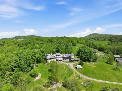 2437 Oakland Station Road Georgia VT 05478