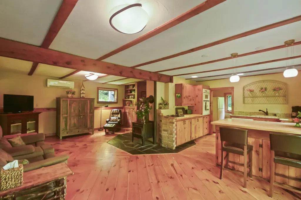 117 Barrett Hill Road Wilton NH 03086