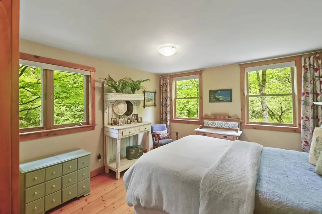 117 Barrett Hill Road Wilton NH 03086