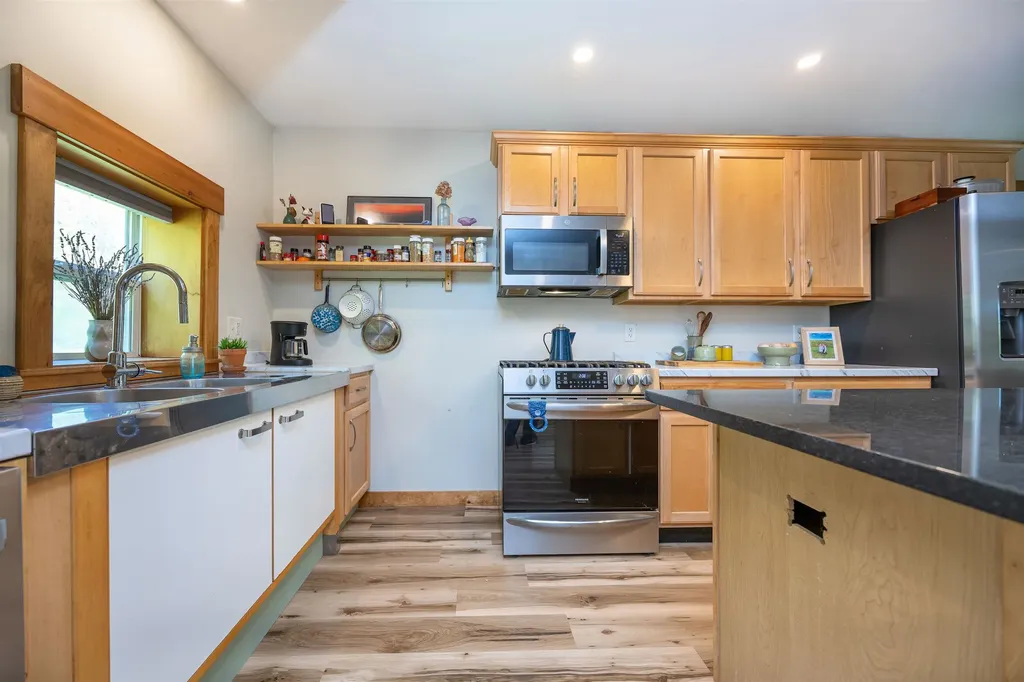 197 Waterford Hollow Lane Waterford VT 05819