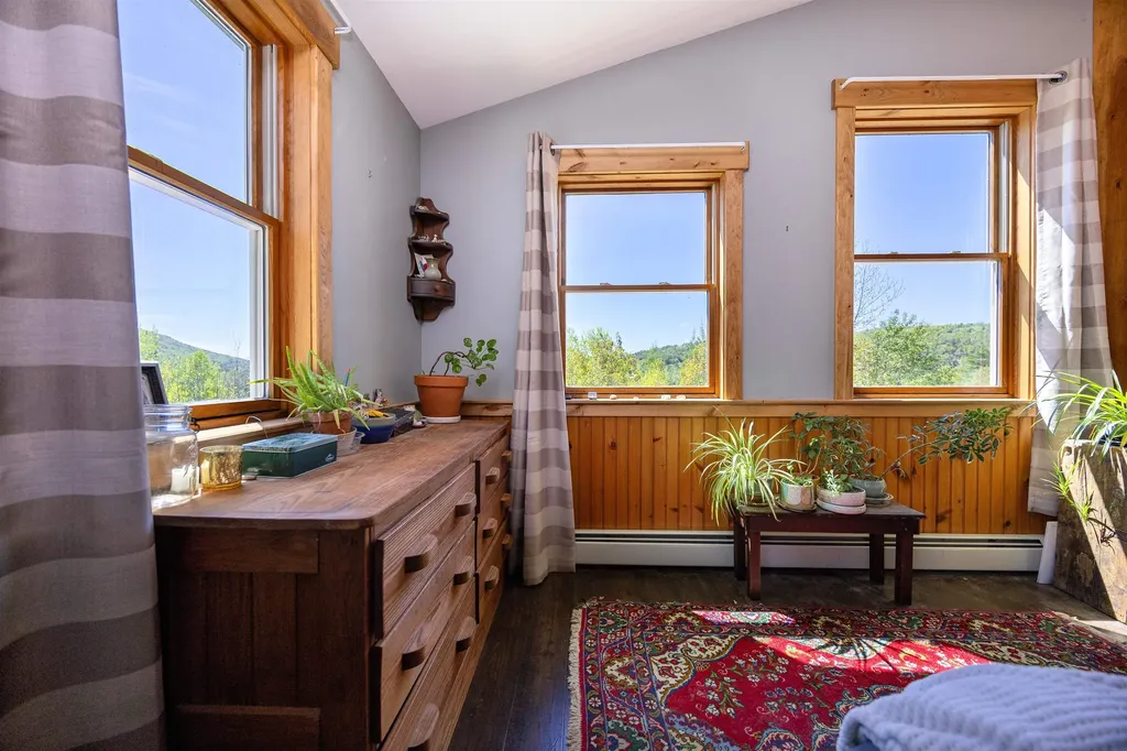 197 Waterford Hollow Lane Waterford VT 05819