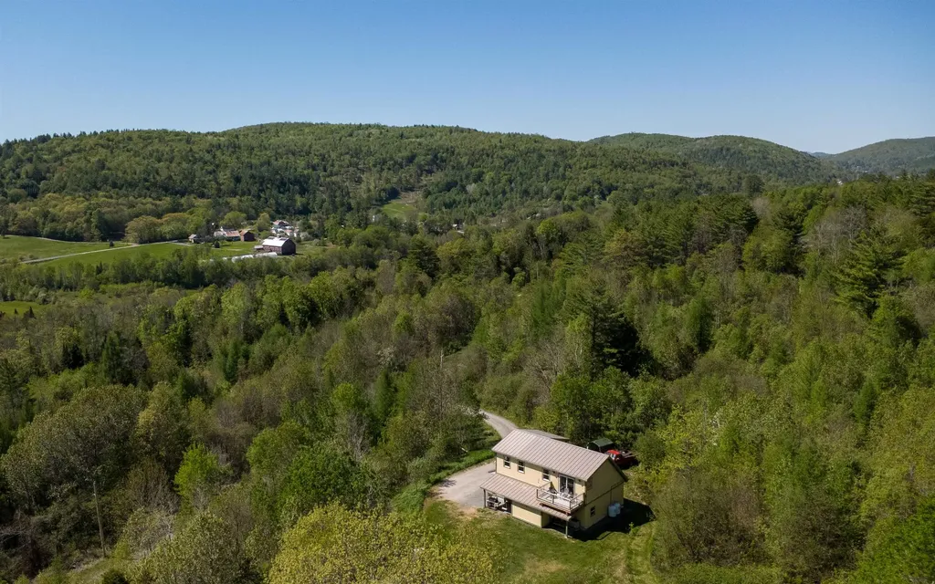197 Waterford Hollow Lane Waterford VT 05819