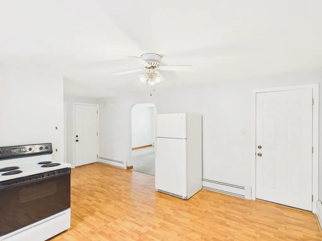 852 Clay Street Manchester NH 03103