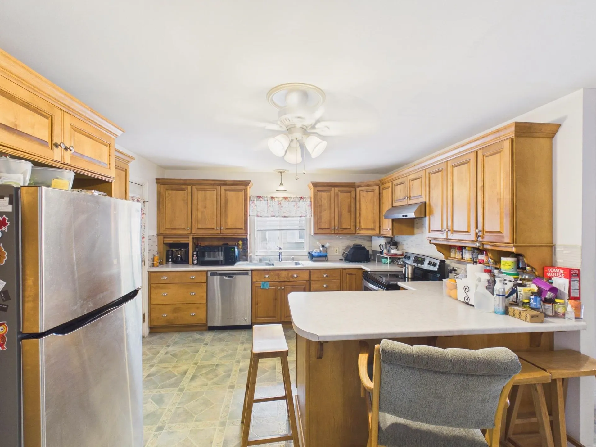 852 Clay Street Manchester NH 03103