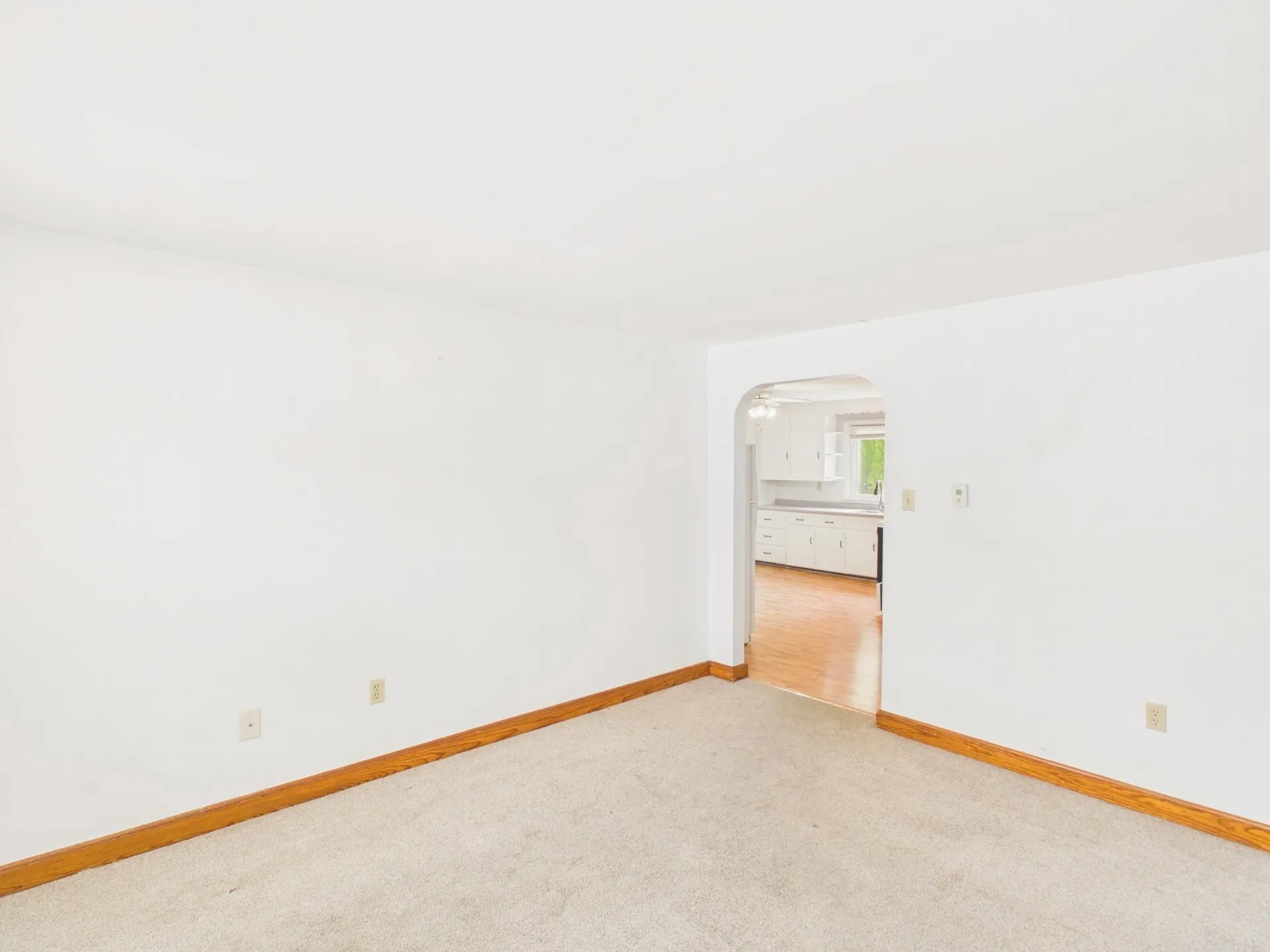 852 Clay Street Manchester NH 03103