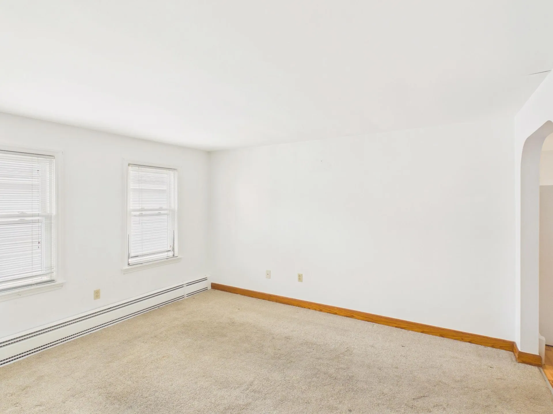 852 Clay Street Manchester NH 03103