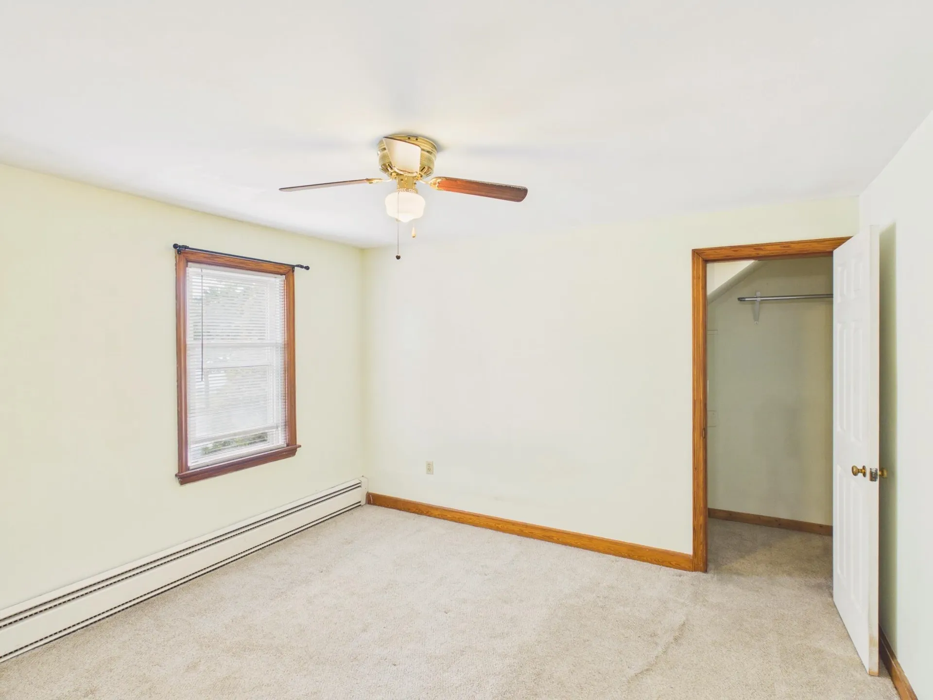 852 Clay Street Manchester NH 03103