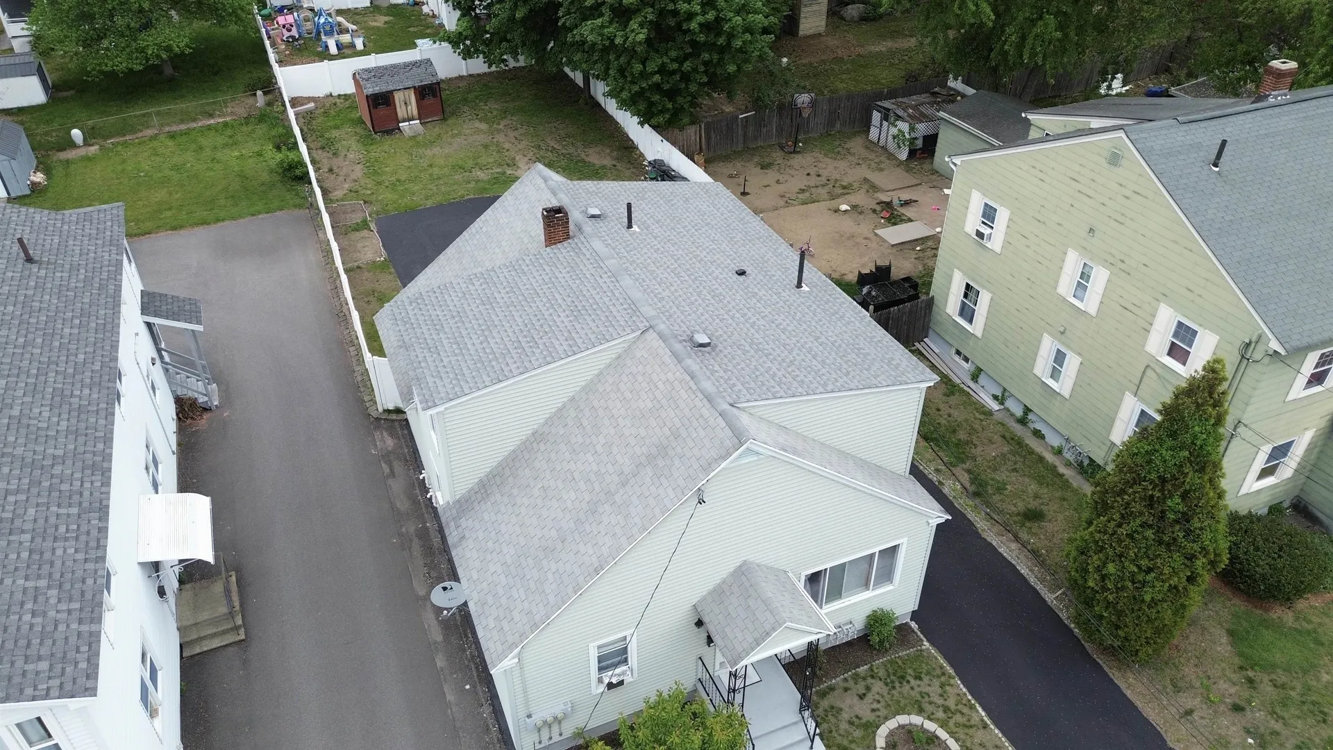 852 Clay Street Manchester NH 03103