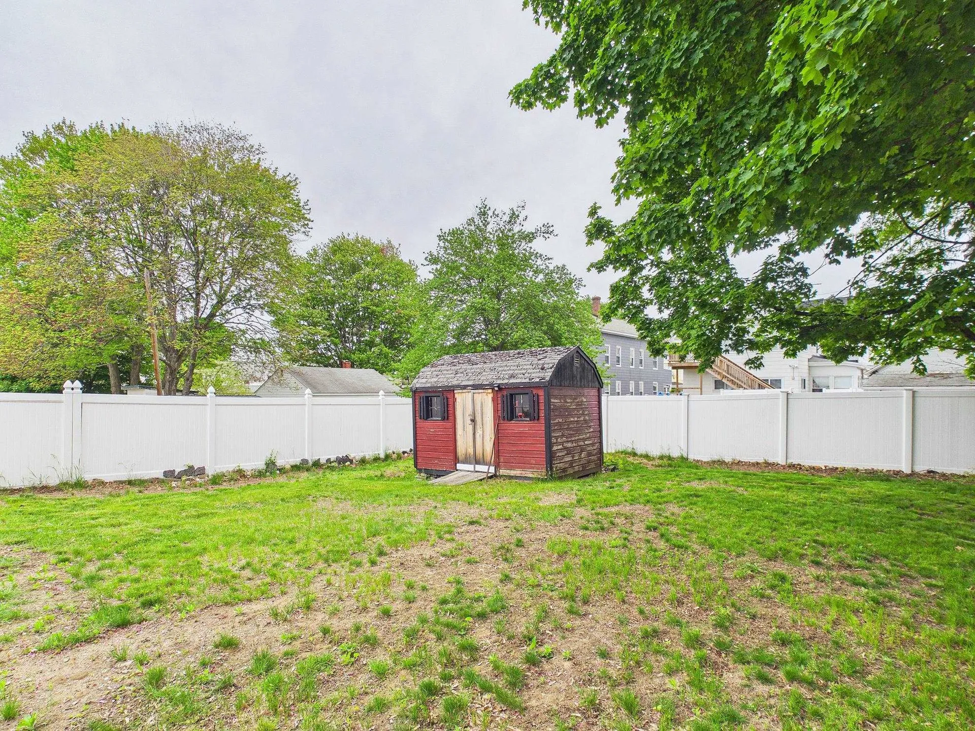 852 Clay Street Manchester NH 03103