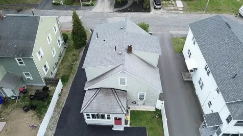 852 Clay Street Manchester NH 03103