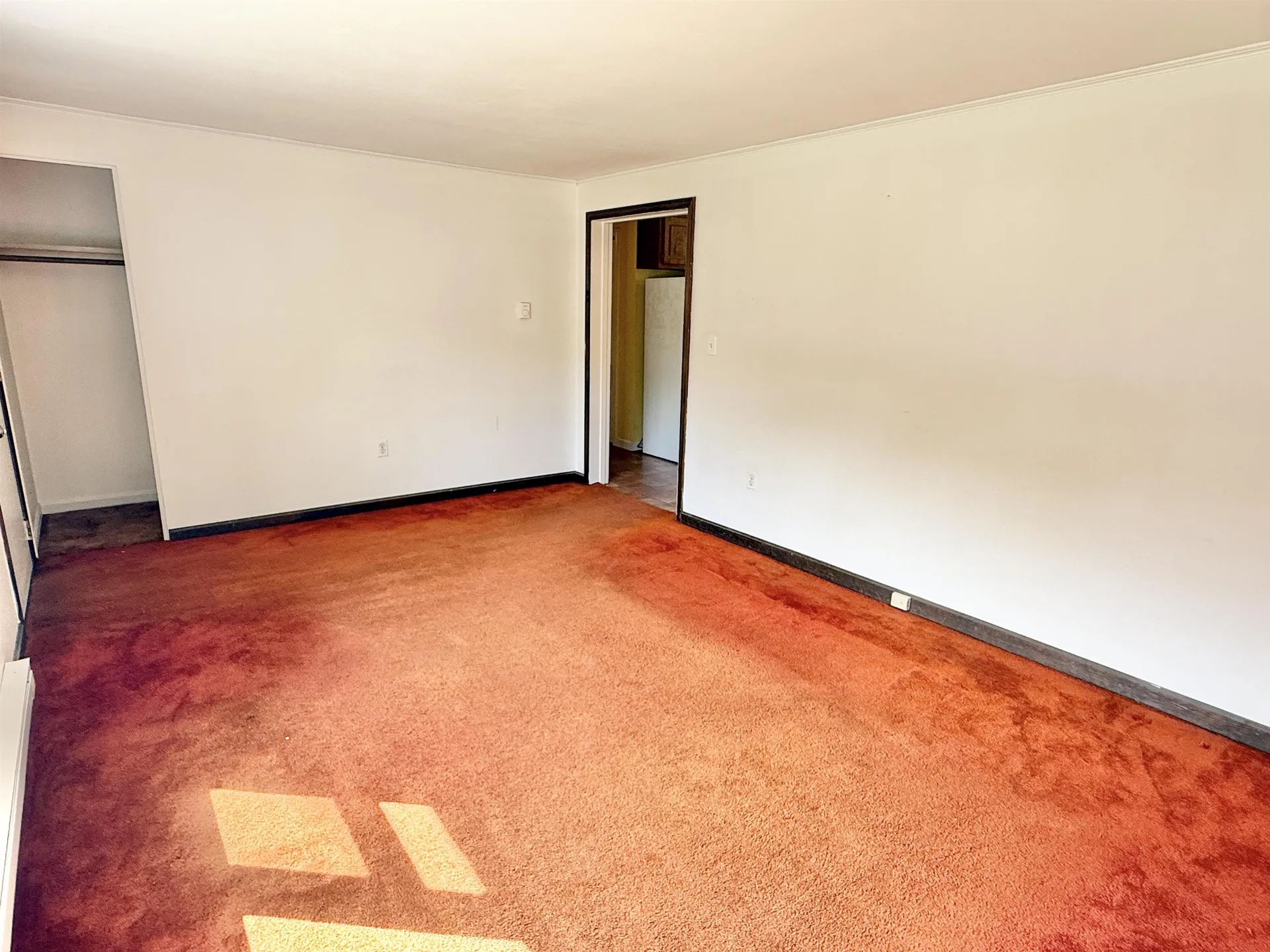4 Rita Avenue Pelham NH 03076