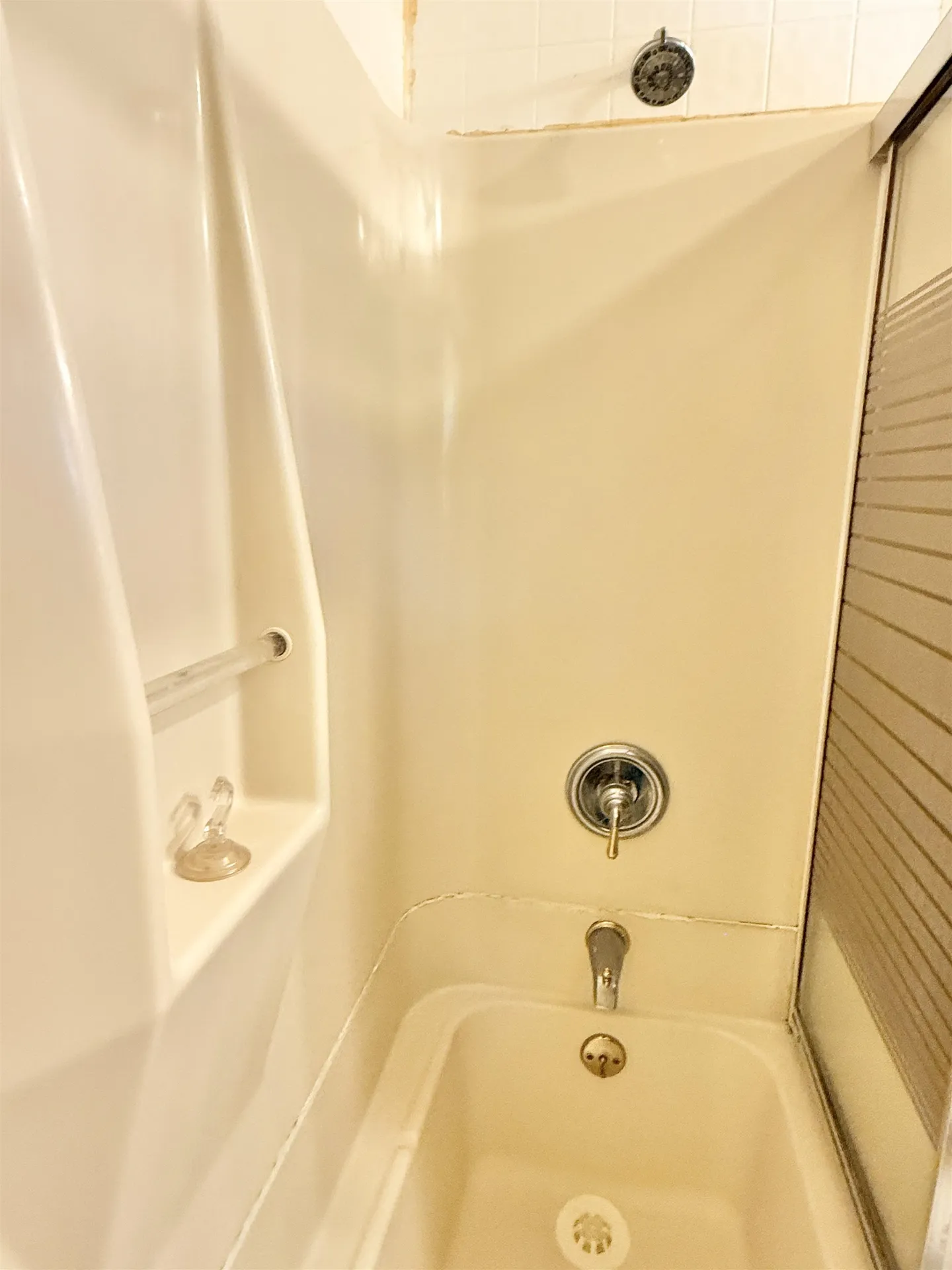 4 Rita Avenue Pelham NH 03076