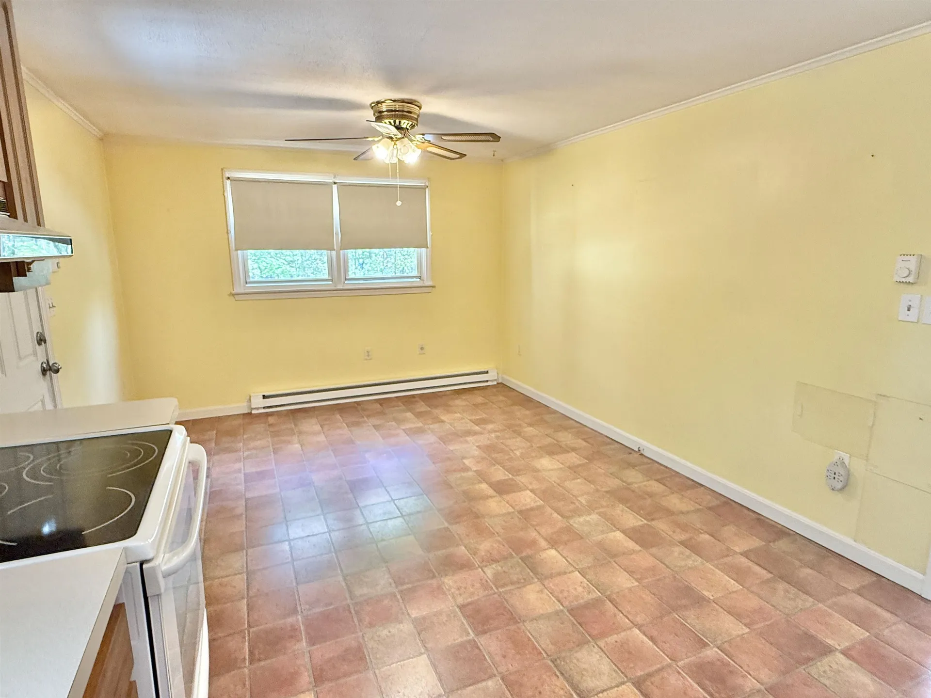 4 Rita Avenue Pelham NH 03076