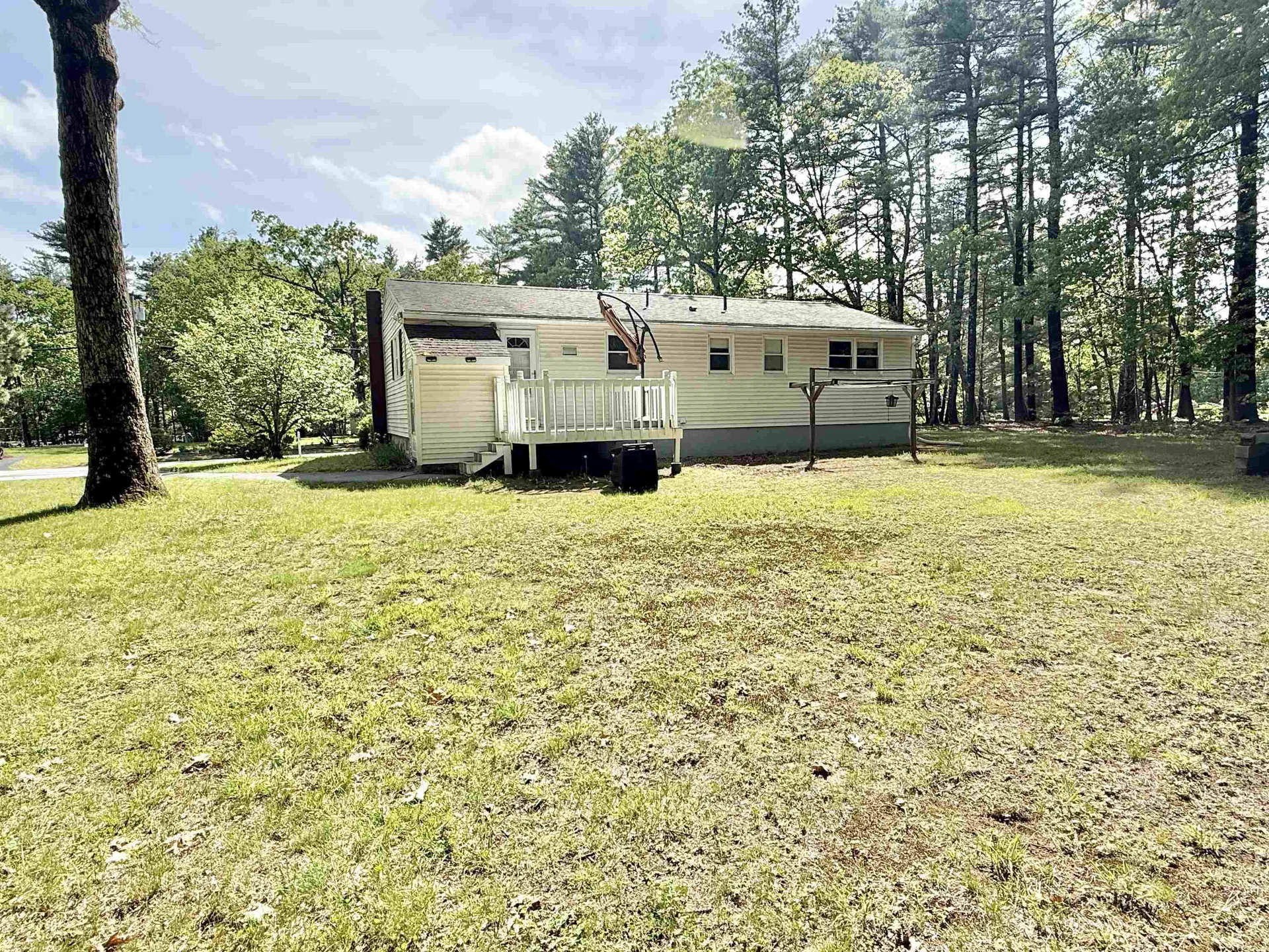 4 Rita Avenue Pelham NH 03076