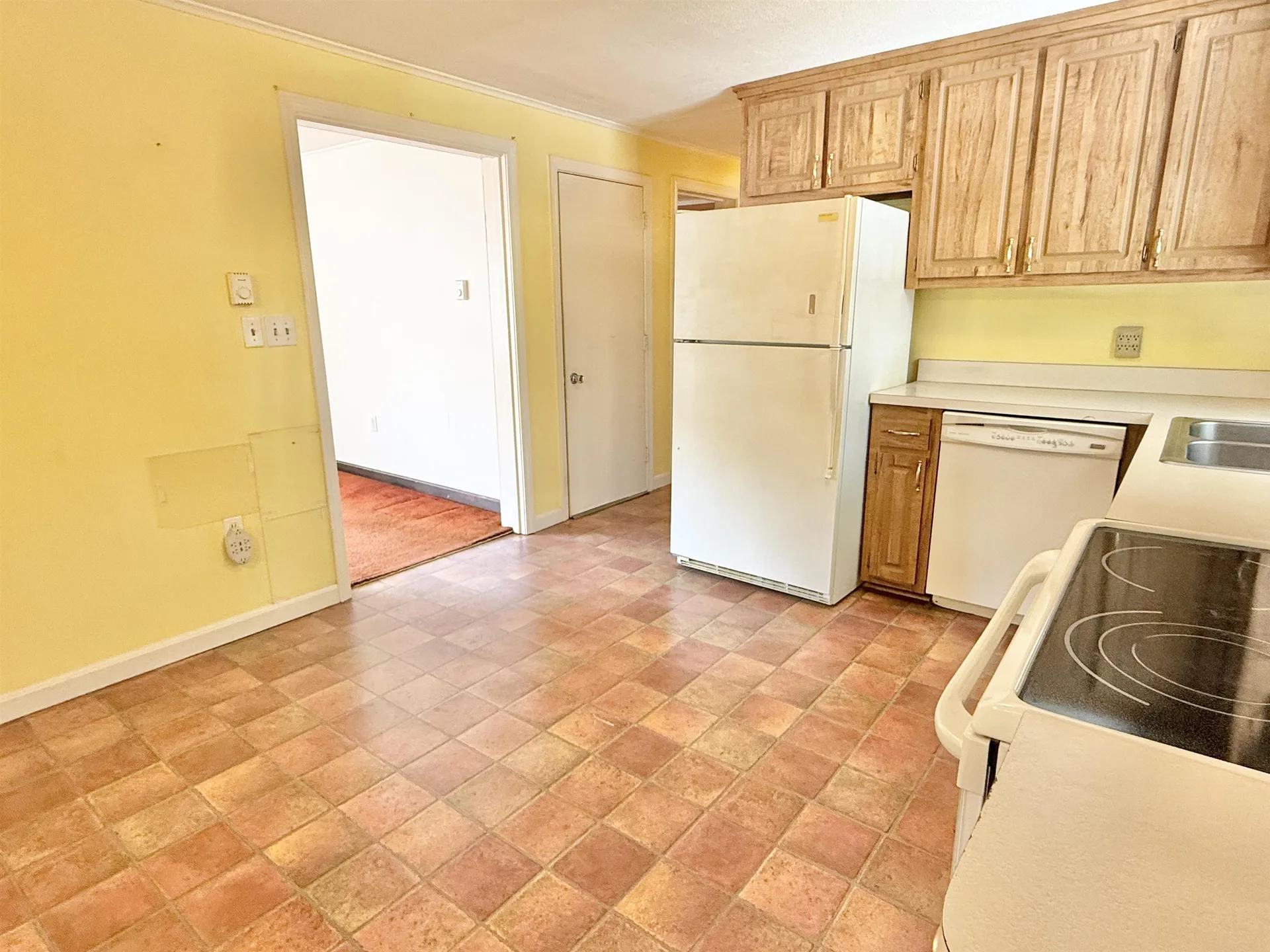 4 Rita Avenue Pelham NH 03076
