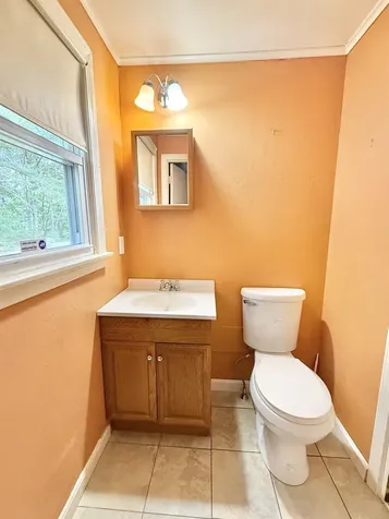 4 Rita Avenue Pelham NH 03076
