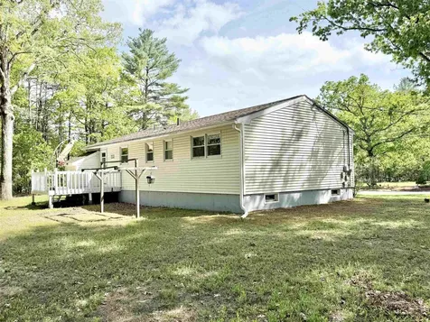 4 Rita Avenue Pelham NH 03076